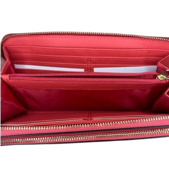 Coach Long Double Zip Around Wallet EUC - Picture 3 of 5